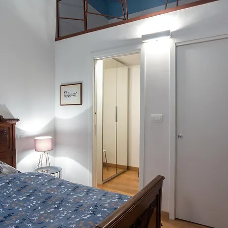 Garibaldi 13 Apartament