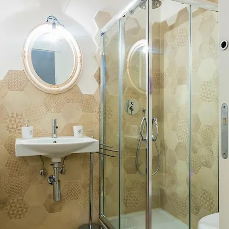 Garibaldi 13 * Turyn